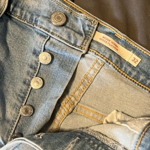 Levi’s Wedgie Skinny Jeans